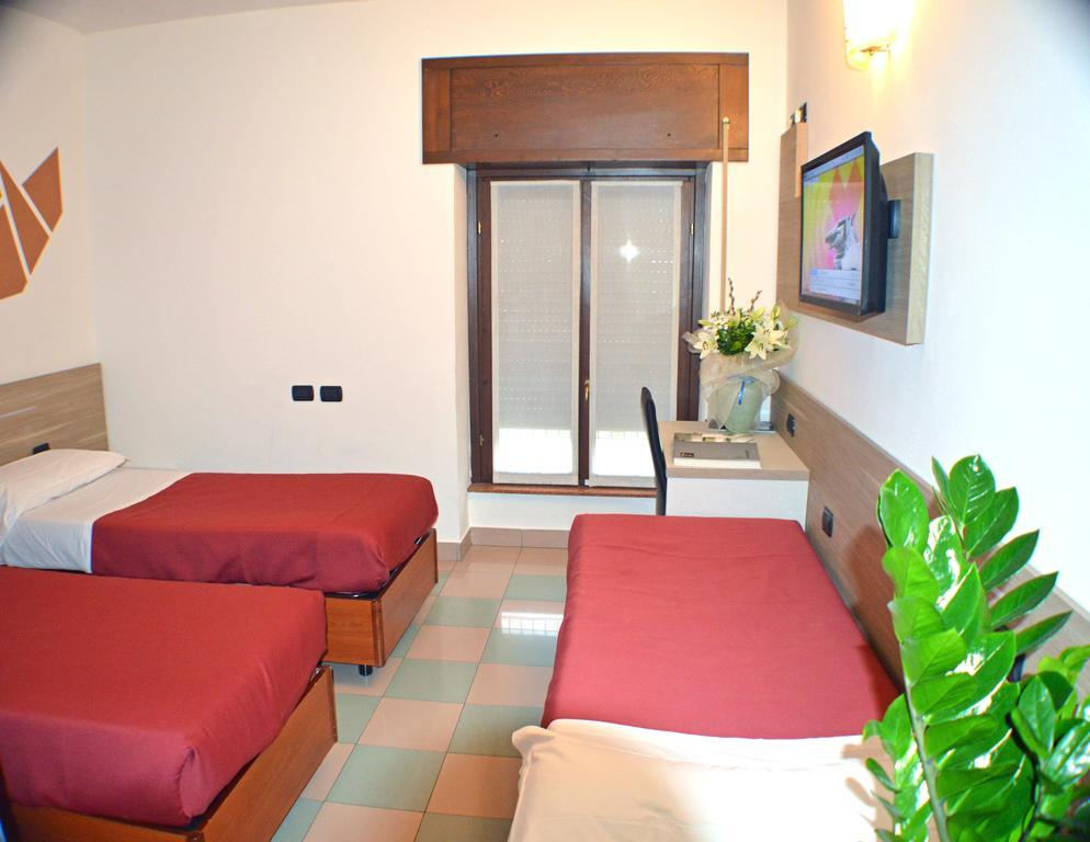 Sempione Hotel Malpensa Casorate Sempione Room photo