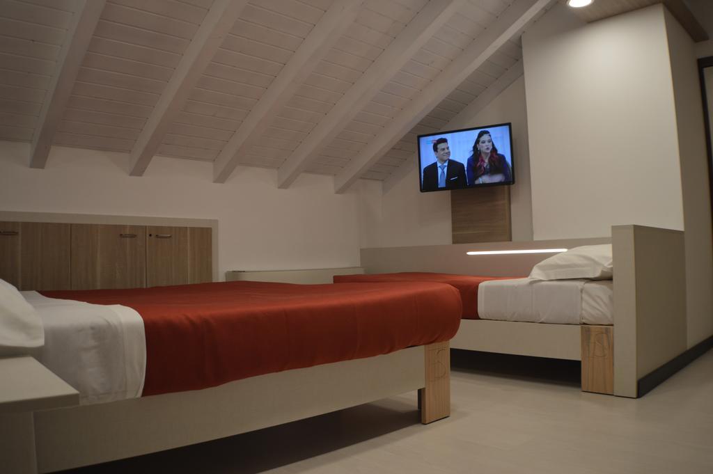 Sempione Hotel Malpensa Casorate Sempione Room photo